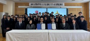 伝習館高等学校の先生・生徒の皆様と一緒に